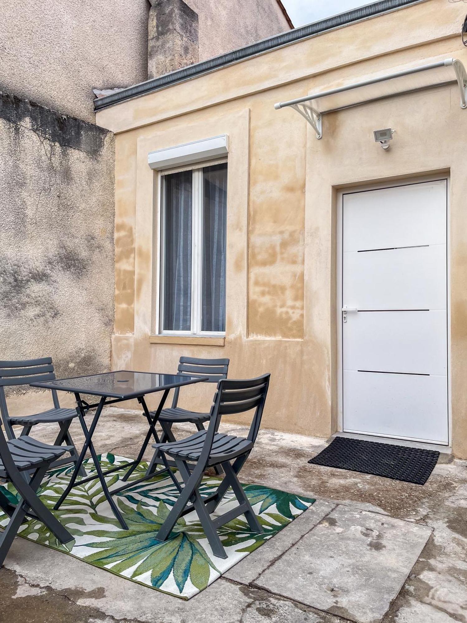 Villa Echoppe Typique Avec Terrasse Talence Exterior foto